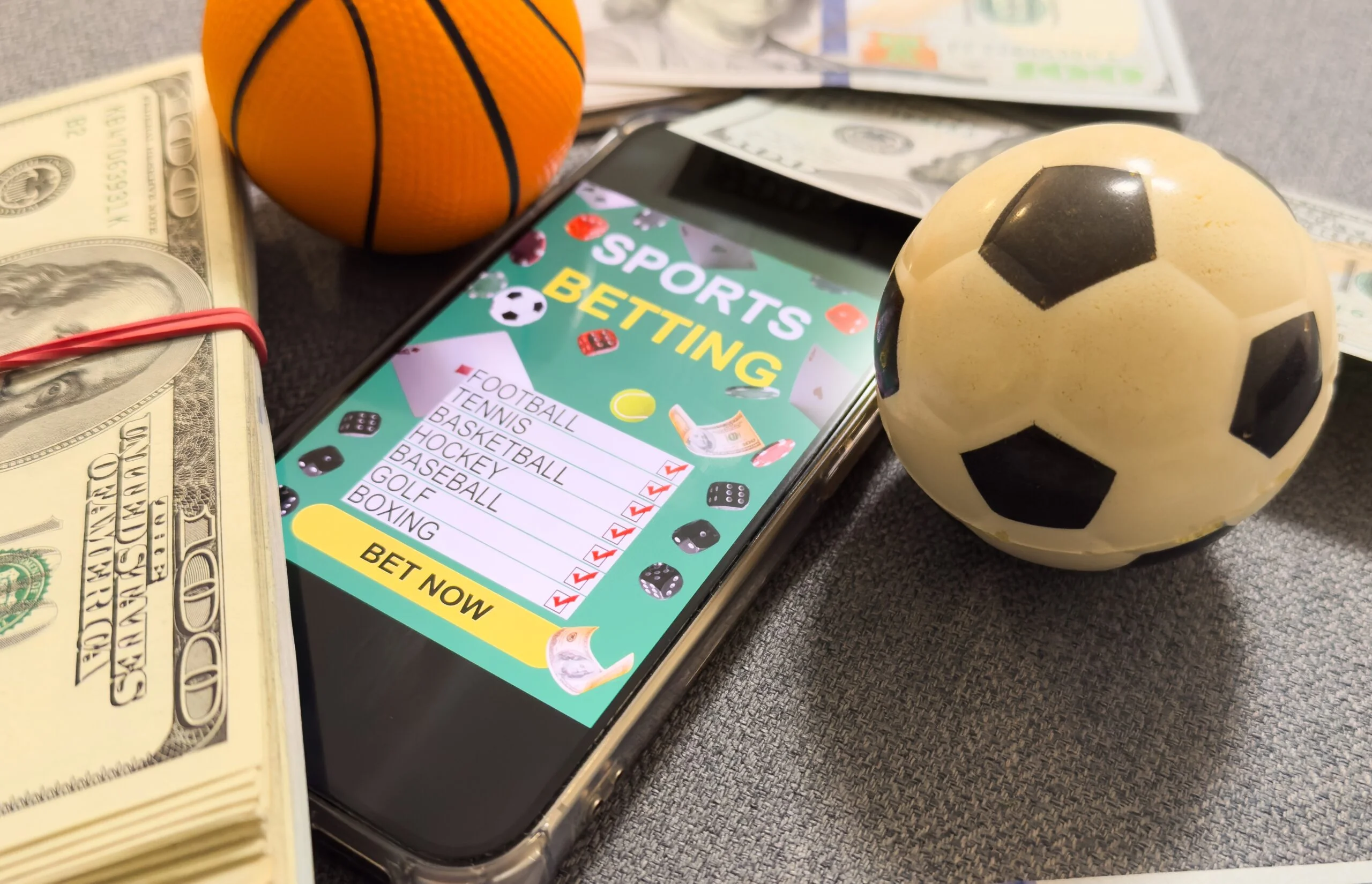 体育博彩界面，展示足球和篮球赛事